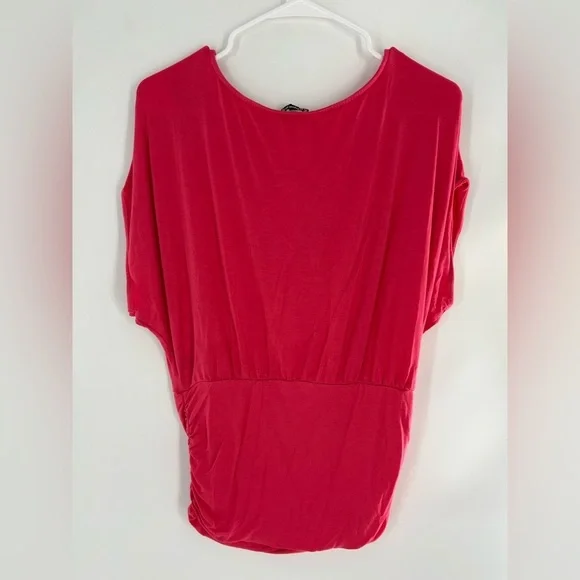 Express Vibrant Pink Top - Picture 3 of 6